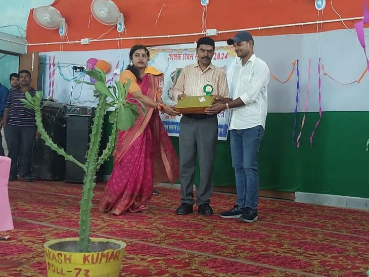 d-el-ed-trainees-celebrated-teachers-day-in-kumarbagh-diet