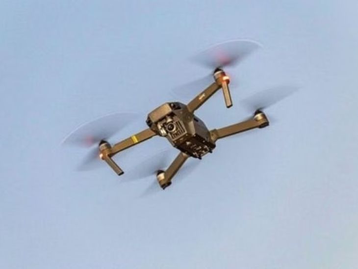 India China Drone | Indian Army Chinese Military Drones Components | सेना के ड्रोन्स में चीनी पुर्जे लगाने पर रोक: डिफेंस मिनिस्ट्री ने 200 ऑर्डर होल्ड किए, मैन्युफैक्चरर्स से कहा- चीनी कंपोनेंट नहीं हैं, इसके सबूत दें