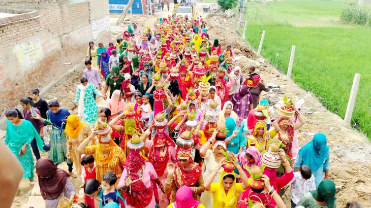 Devotees brought the eternal flame from Runicha Dham to the Ramdev ...