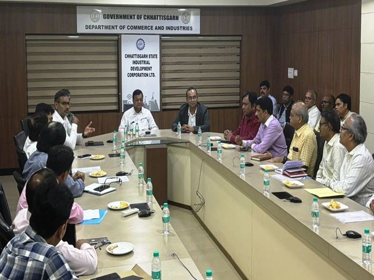 Chhattisgarh Industry Minister holds meeting on cement prices