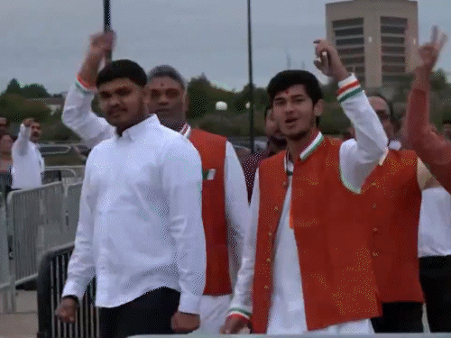 PM Narendra Modi US New Jersey Speech LIVE Updates; Joe Biden | New York News | मोदी अमेरिका में भारतीय मूल के लोगों को संबोधित करेंगे: कार्यक्रम से घंटों पहले न्यूयॉर्क पहुंचे लोग; कल PM क्वाड मीटिंग में शामिल हुए थे