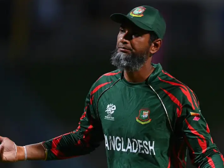 Bangladeshi batsman Mahmudullah announced retirement from T20