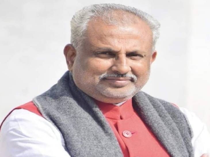 Theft in house of BJP minister Thakur Raghuraj Singh in Aligarh