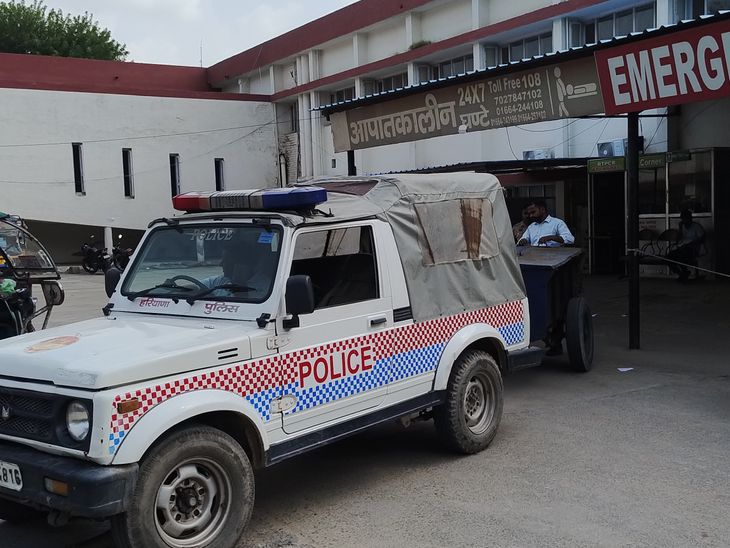 Bhiwani woman hit by car abusing after absconded भिवानी में महिला को