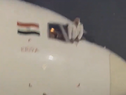 Mumbai New York Air India Flight Bomb Threat Update | Delhi Airport | मुंबई-न्यूयॉर्क एअर इंडिया फ्लाइट में बम की धमकी: विमान दिल्ली डायवर्ट किया गया; 239 पैसेंजर्स सवार थे