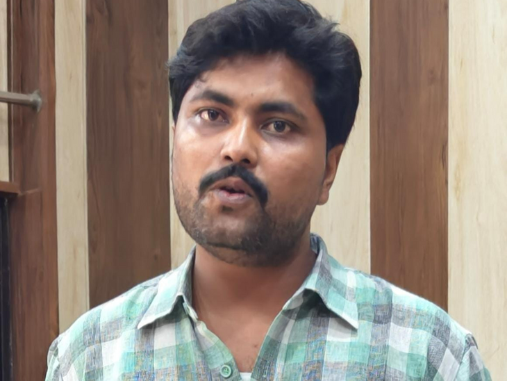 In Lucknow, a young man was shot by his step brother