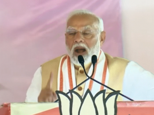 PM Modi LIVE | Narendra Modi Maharashtra Rally Speech Photos Update ...