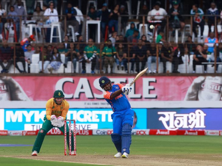 टी-20 में लगातार दो शतक लगाने वाले पहले भारतीय हैं संजू: अफ्रीका के खिलाफ लगाया था सबसे तेज शतक; इस साल भारत ने सातवीं बार 200 से ज्यादा रन बनाए.