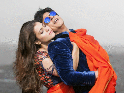 mansoor khan wanted to cast kajol as shahrukh khan sister in Josh | काजोल को शाहरुख की बहन बनाना चाहते थे मंसूर: एक्ट्रेस ने कर दिया था इनकार, फिर हुई थी फिल्म जोश में ऐश्वर्या की एंट्री