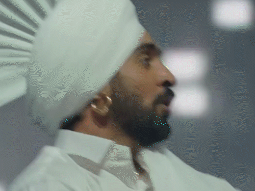 Diljit Dosanjh targeted Indian cinema | दिलजीत दोसांझ ने इंडियन सिनेमा पर साधा निशाना: बोले- कौन सा बड़ा एक्टर है जिसने शराब पर गाना या फिर सीन नहीं किया है?