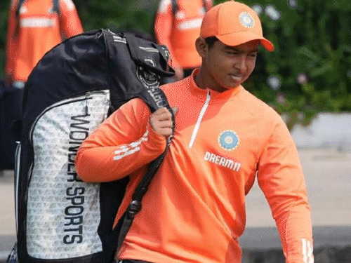 बिहार के वैभव सूर्यवंशी को राजस्थान रॉयल्स ने खरीदा: वह 13 साल के हैं और उन्हें 1.10 करोड़ रुपये मिलेंगे; सचिन से कम उम्र में रणजी में डेब्यू -पटना न्यूज