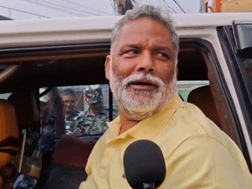 Pappu Yadav Bulletproof Car; Toyota Land Cruiser | Lawrence Bishnoi ...