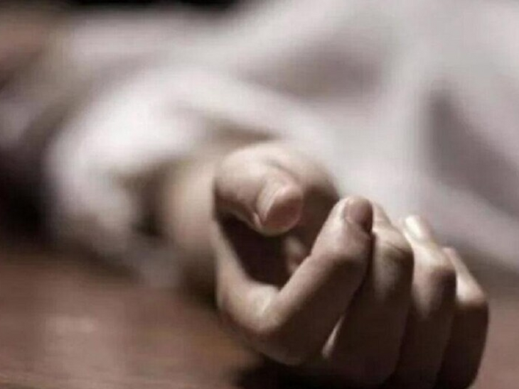 Kerala man kills teen Assamese friend in Bengaluru hotel, stays with body for a day | बेंगलुरु में शख्स ने चाकू मारकर गर्लफ्रेंड की हत्या की: एक दिन लाश के साथ रहा; पुलिस को शक- बॉडी के टुकड़े करना चाहता था आरोपी