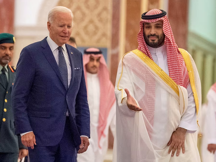 US Saudi Arabia Defence Deal Update; Gaza War | Middle East Crisis | अमेरिका से डिफेंस डील नहीं करेगा सऊदी अरब: गाजा युद्ध की वजह से लिया फैसला, अब छोटे डिफेंस मिलिट्री एग्रीमेंट पर जोर
