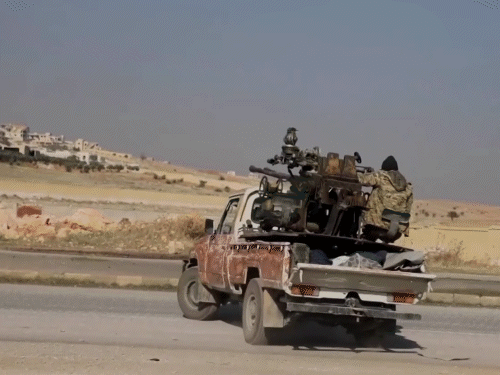 Rebels capture Syria’s Aleppo city | Syria Update | सीरिया में विद्रोहियों ने 4 दिन में कब्जाया अलेप्पो शहर: सेना भागी, लोगों को घरों में रहने के आदेश ; रूसी हमले में 300 की मौत