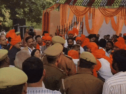 Case filed against protesting students of UP college in Varanasi Uproar ...
