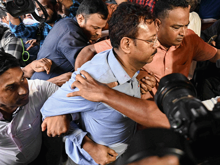 Kolkata Rape Case; Ex-Principal Sandip Ghosh Bail | CBI Chargesheet | कोलकाता डॉक्टर रेप-मर्डर केस में पूर्व प्रिंसिपल को बेल: CBI 90 दिन में चार्जशीट पेश नहीं कर पाई; दूसरे केस में जेल में ही रहेंगे