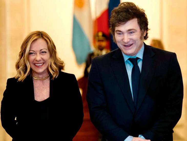 Italy grants Argentina President Javier Milei citizenship | अर्जेंटीना के राष्ट्रपति को दी गई इटली की नागरिकता: फैसले के विरोध में विपक्ष, कहा- देश के युवाओं से भेदभाव हो रहा