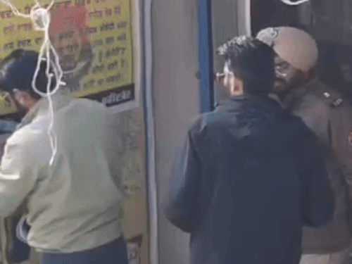 Faridkot Property Rs 3.38 Crore Drug Smugglers Frozen News Update | Property worth Rs 3.38 crore of drug smugglers frozen in Faridkot: 10.9 lakh property confiscated, 333 smugglers arrested in 2024 – Faridkot News
