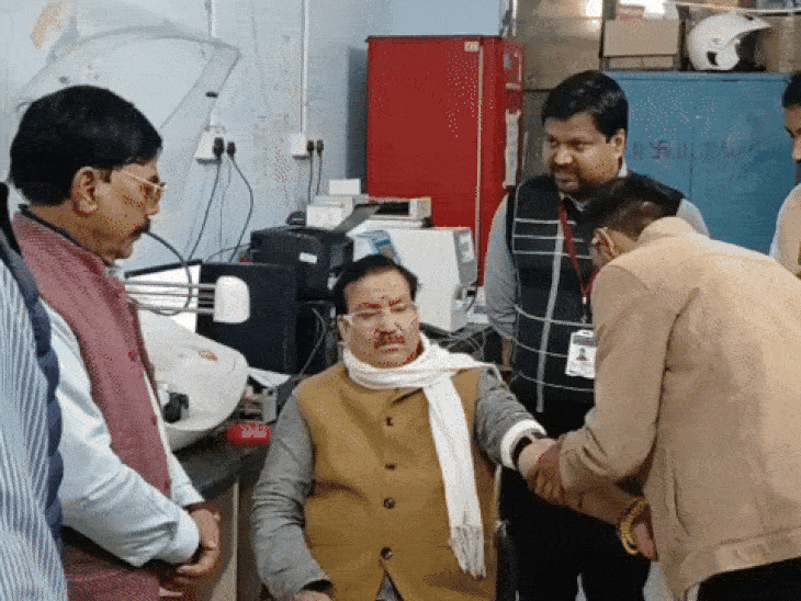 Pachor: State minister Tetwal inspected the civil hospital