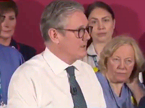Keir Starmer hits back at Elon Musk over comments on historic sex abuse cases | मस्क के आरोपों पर ब्रिटिश PM बोले-लोग झूठ फैला रहे: पाकिस्तानी ग्रूमिंग रेप मामले पर सफाई दी; मस्क बोले- स्टार्मर को जेल भेजो