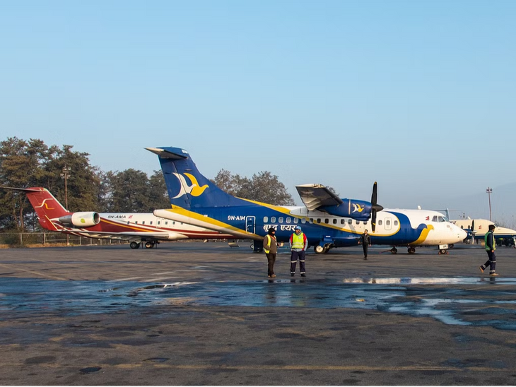 Nepal Buddha Air plane catches fire manual landing | नेपाल में बुद्ध एयर के प्लेन में लगी आग: काठमांडू में की गई मैनुअल लैंडिंग, प्लने में सवार सभी 76 लोग सुरक्षित