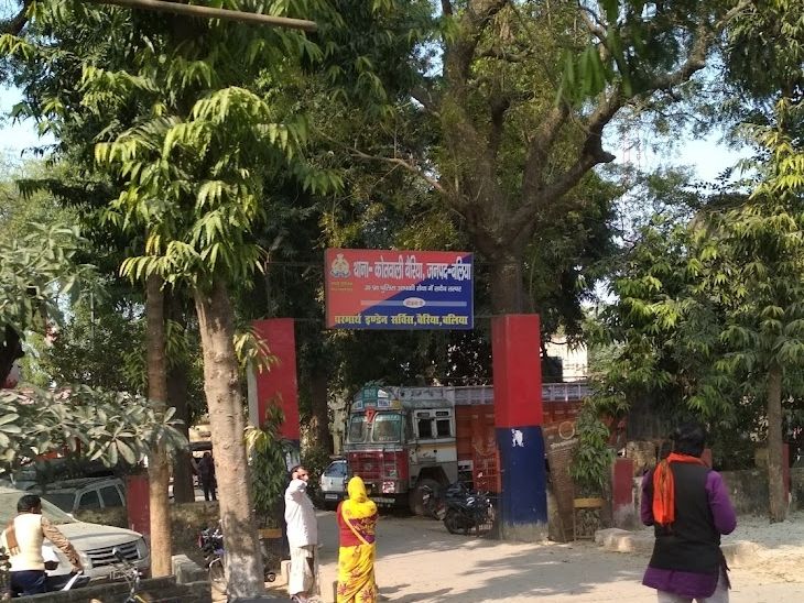 Son dies in a mobile dispute in Ballia