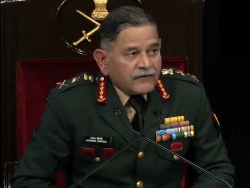 Army Chief General Upendra Dwivedi; Paksitan Terrorist | China Border | आर्मी चीफ बोले-बांग्लादेश की चुनी सरकार से ही बात करेंगे: चीन सीमा पर स्थिति संवेदनशील, मणिपुर में हिंसा के बीच शांति की कोशिश जारी