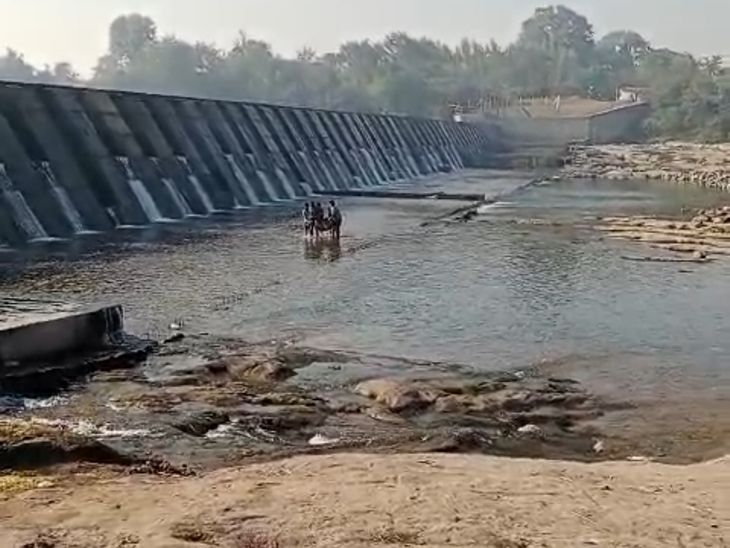 14 year old child died due to drowning in Son river