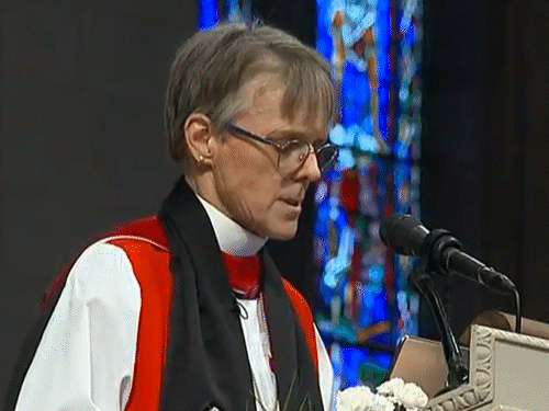 Donald Trump Bishop Mariann Edgar Speech Video Controversy | LGBTQ | महिला बिशप की ट्रम्प से अपील- समलैंगिकों पर दया करें: ऐसी बातें न कहें कि पछताना पड़े; ट्रम्प समर्थक भड़के, वामपंथी बताया