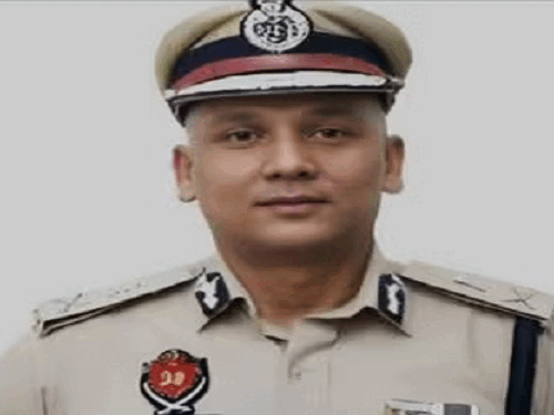 Republic Day Honor ; President Medal For Distinguished Service Medal For Meritorious Service | Punjab | पंजाब के 17 अफसरों को मिलेगा राष्ट्रपति मेडल: गणतंत्र दिवस पर सम्मानित होंगे, 2 एडीजी रैंक के अधिकारी, केंद्र सरकार ने की घोषणा – Amritsar News