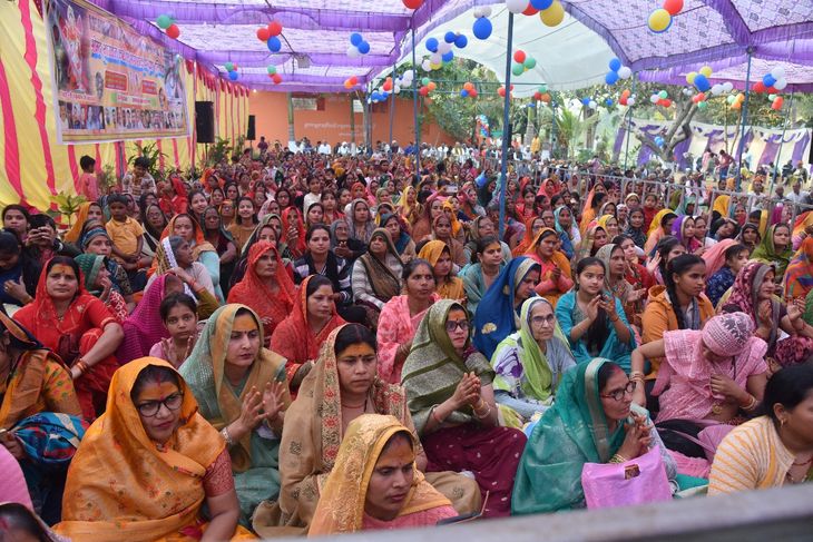 Described the Maharas of the Gopis in the Bhagwat Katha