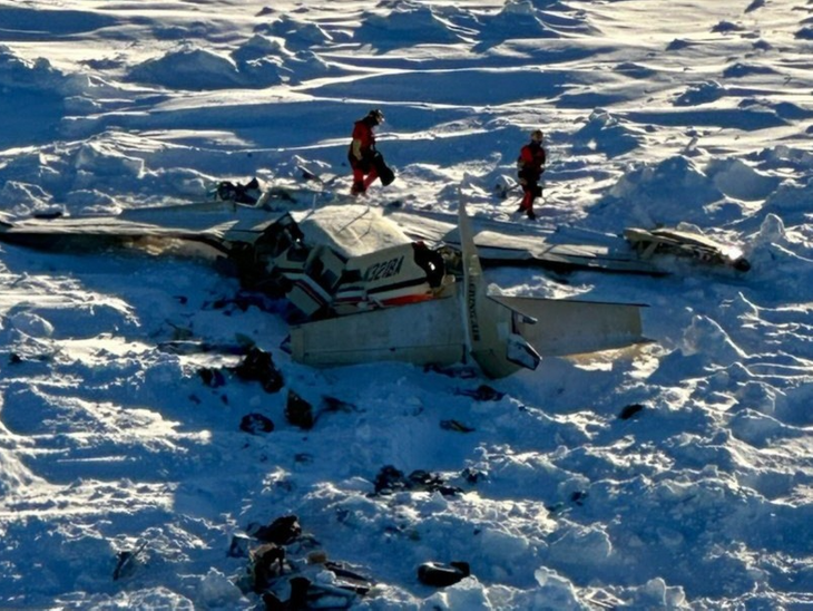 US Alaska Airplane Missing Tragedy Update | Bering Air | अलास्का प्लेन हादसे में सभी 10 लोगों की मौत: नोम एयरपोर्ट से 54km दूर मिला मलबा; गुरुवार को लापता हुआ था प्लेन