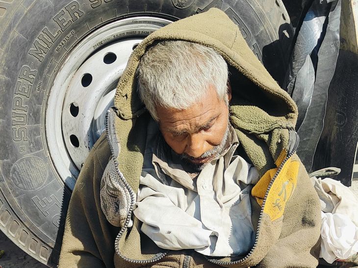 The body of an elderly man was found in Meerut