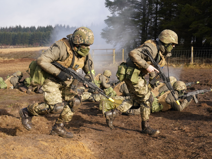 Britain ready to send troops to Ukraine | यूक्रेन में सेना भेजने के लिए ब्रिटेन तैयार: PM स्टार्मर बोले- शांति सुनिश्चित करना मकसद; आज जंग पर रूस-अमेरिका में बातचीत संभव