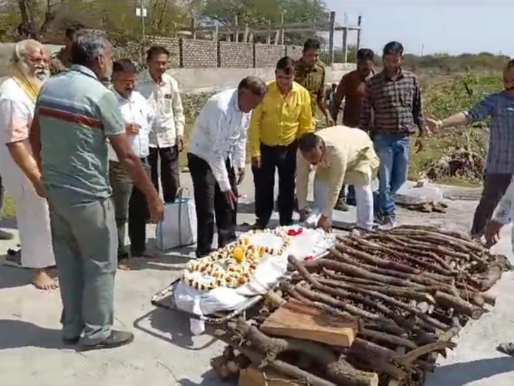 French tourist's last rites performed as per Hindu rituals