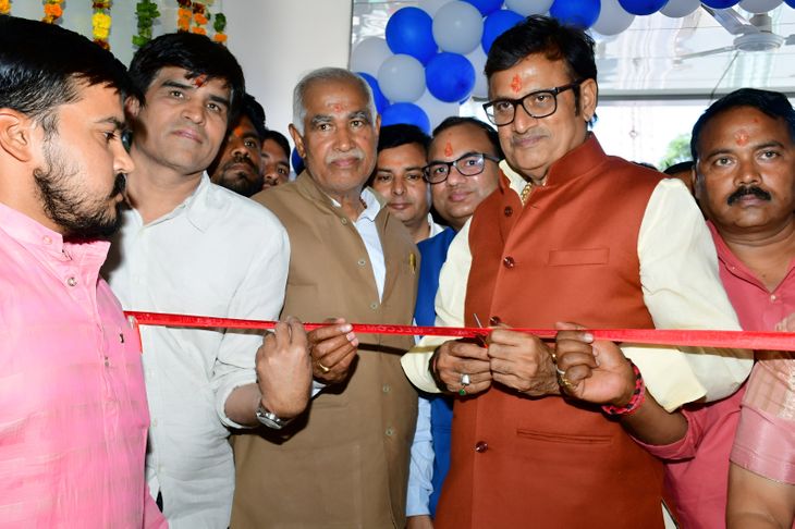 Former Leader of Opposition Rathore inaugurated Kailash Kesari Hospital ...