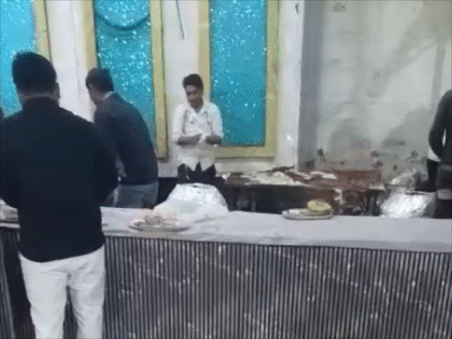 Meerut Wedding Spitting Tandoor Roti Controversy | Imran