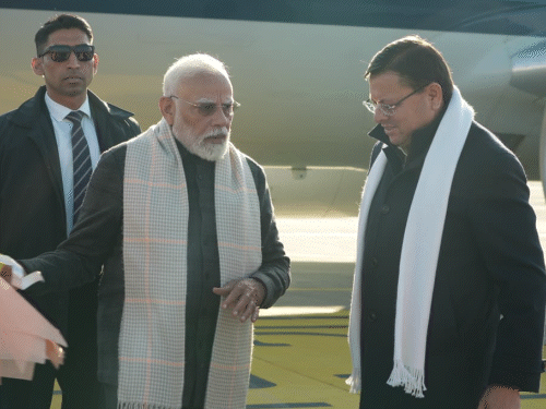 PM Modi LIVE | Narendra Modi Uttarakhand Visit Video Update; Mukhba Harsil – Pushkar Dhami | मोदी का उत्तराखंड का दौरा: देहरादून एयरपोर्ट पहुंचे, मुखवा में पूजा करेंगे; हर्षिल में जनसभा संबोधित करेंगे – Dehradun News