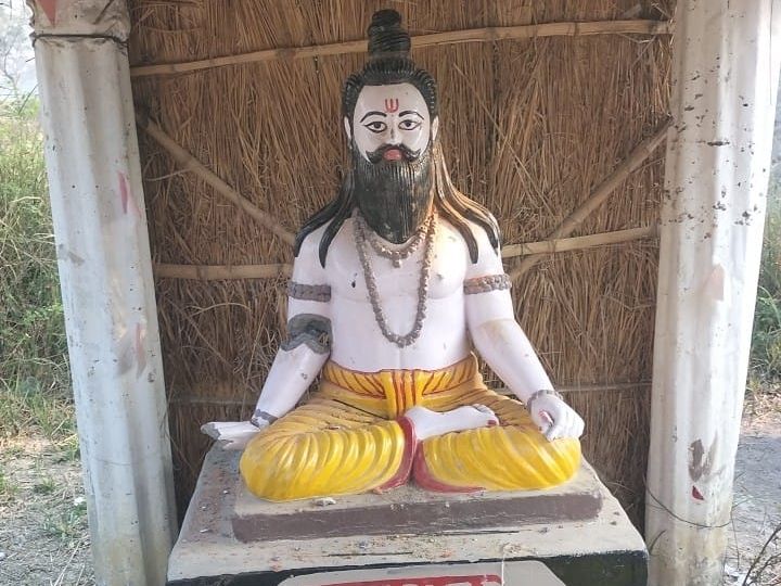 Saint Ravidas's statue was broken in Sikandarpur