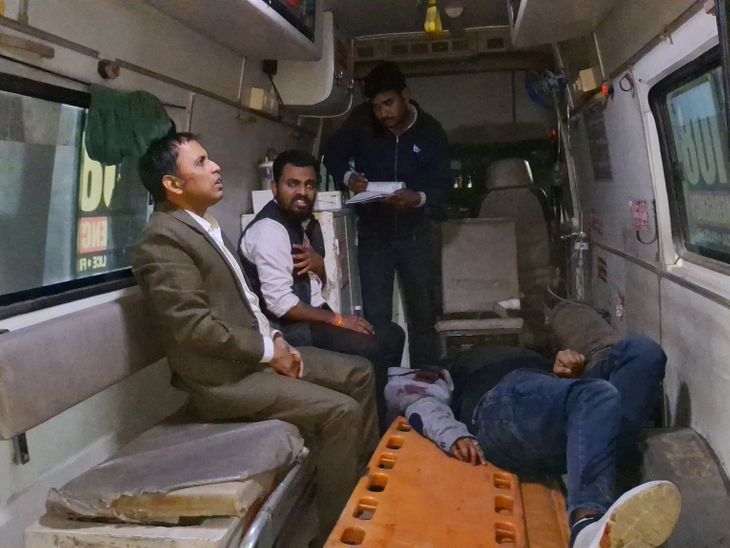 Horrible road accident in Fatehpur