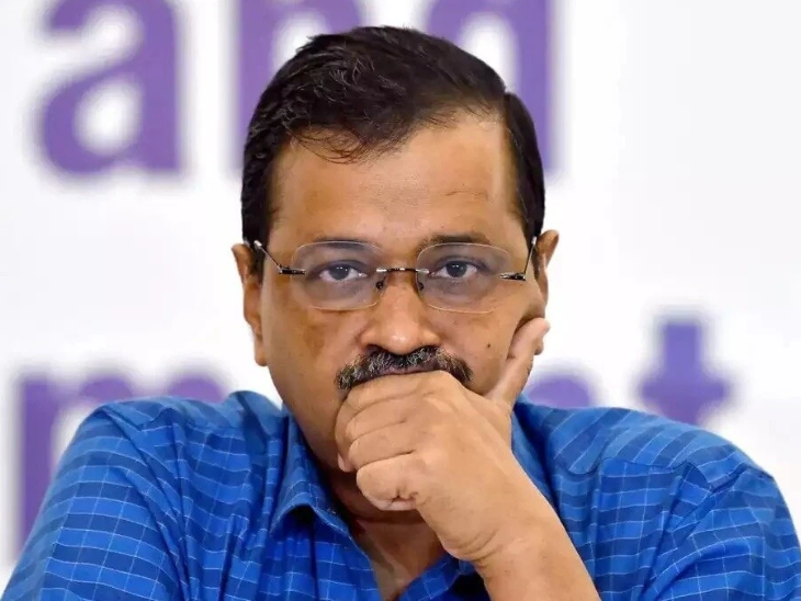 Arvind Kejriwal Funds Misuse Case; Hoardings Scam | AAP Party | दिल्ली कोर्ट बोली- केजरीवाल पर FIR दर्ज करो: सरकारी पैसे के गलत इस्तेमाल का आरोप, प्रचार के लिए बड़े होर्डिंग लगवाए थे