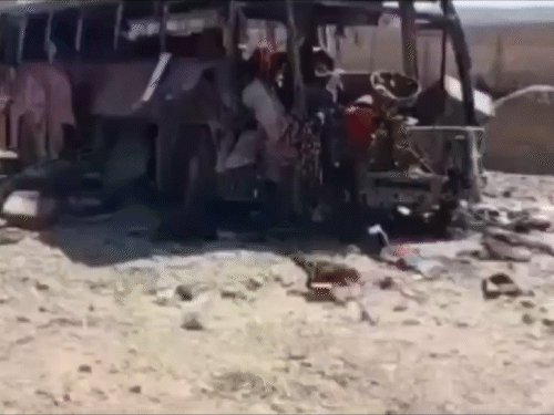 Pakistan BLA Attack Video Update; PAK Army Convoy | Baloch Liberation Army | पाकिस्तानी सेना पर बलूच आर्मी का फिदायीन हमला: दावा- 90 सैनिक मारे; 5 दिन पहले ट्रेन हाईजैक में मारे गए थे 28 सैनिक, 33 बलूच लड़ाके