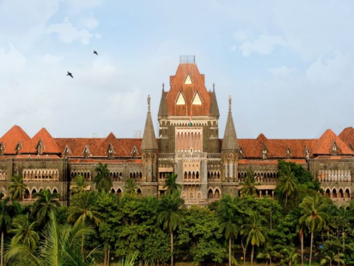 Singing a song on a female colleague is not sexual harassment Bombay high court | महिला सहकर्मी को देखकर गाना सेक्शुअल हैरेसमेंट नहीं: बॉम्बे हाईकोर्ट बोला- बालों पर कमेंट करना भी यौन उत्पीड़न नहीं होता