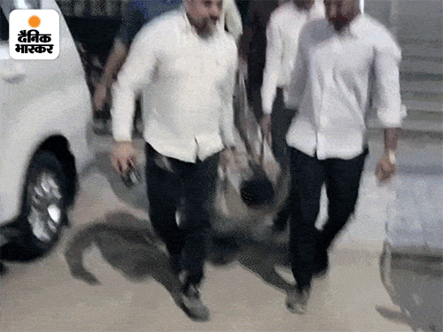 बेटी से अश्लील हरकत के आरोपी पिता ने जान दी:  पूछताछ के लिए थाने लाया गया था, बड़ी बेटी ने दर्ज करवाई थी शिकायत – Gujarat News