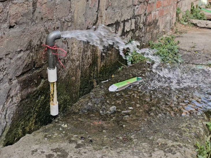 Fake claim of 'water conservation' in Maholi | महोली में 'जल संरक्षण ...
