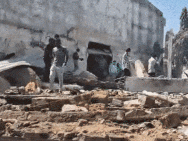 Had to perform son’s thirteenth day rituals, went to Gujarat to earn money | बेटे की तेरहवीं करनी थी, रुपए कमाने गए गुजरात: मां बोलीं- सब खत्म हो गया; पटाखा फैक्ट्री विस्फोट में एक ही परिवार के 11 की मौत – Harda News