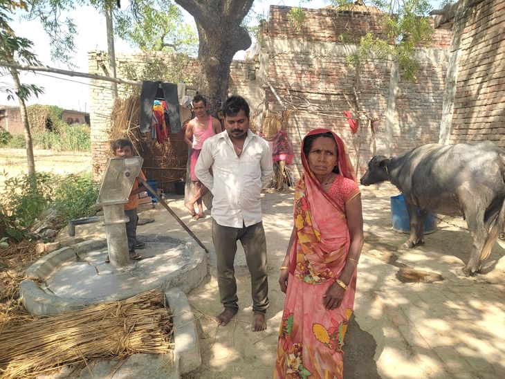 The government tap of Rajapur village is closed since one year