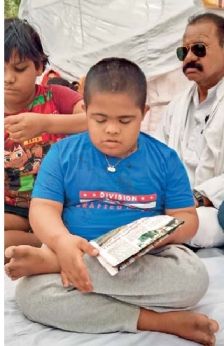 9 year old Paras does not know about his father's death, he remembers ...