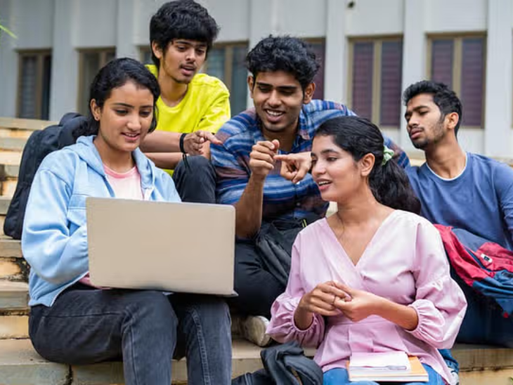 50% of students whose visas were cancelled in the US are Indians | अमेरिका में वीजा रद्द होने वाले छात्रों में 50% भारतीय: चीनी छात्र दूसरे नंबर पर; विदेश विभाग का छात्रों को देश छोड़ने का आदेश